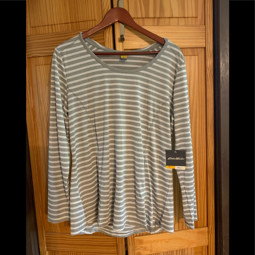 New Eddie Bauer hoodie